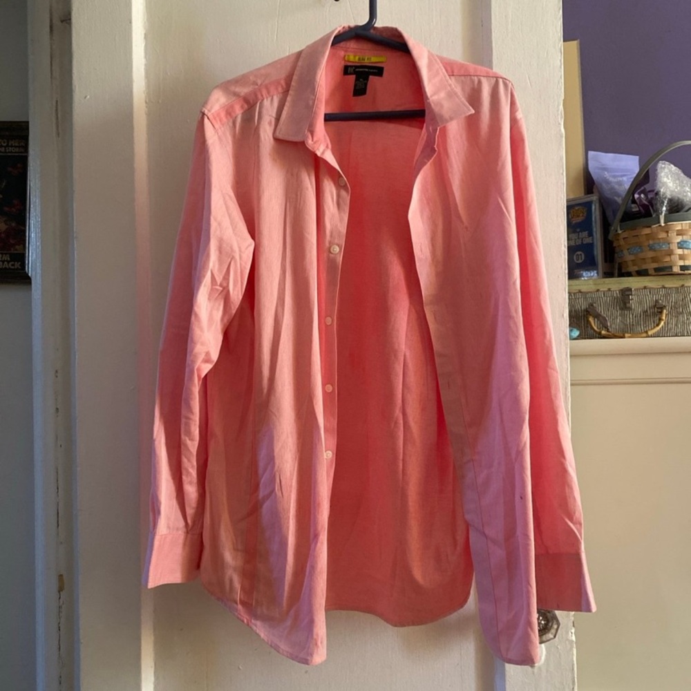 Button Down INC Men’s shirt
Pink
Slim fit
XL